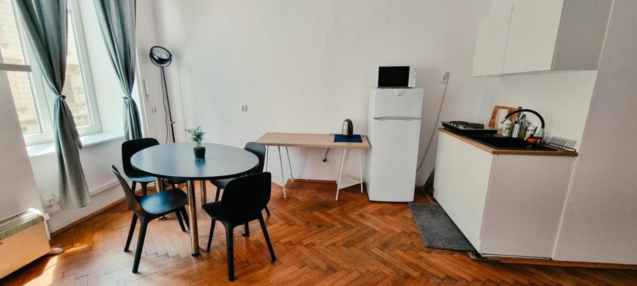 Batorego Apartment Красков Екстериор снимка
